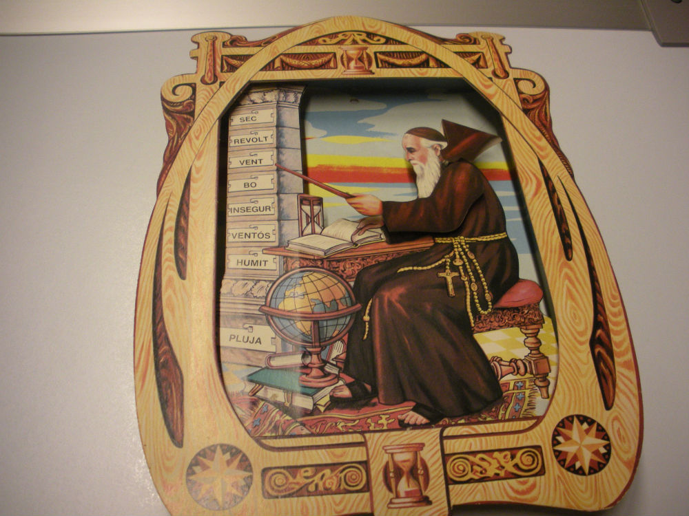 Fraile que indica el tiempo