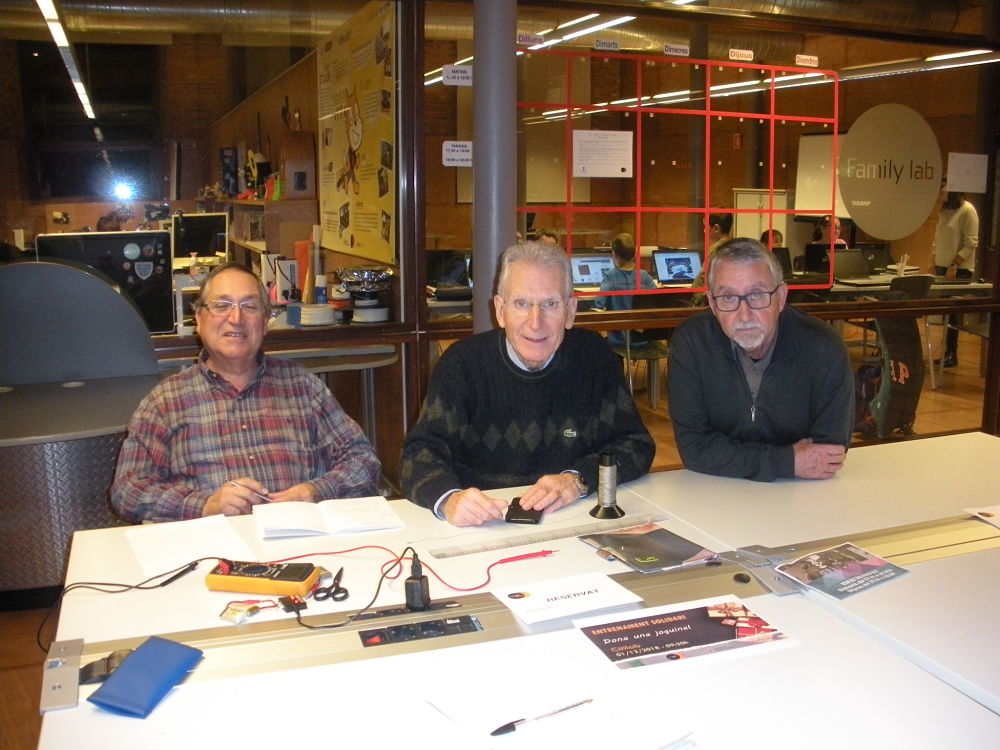 Pruebas con hilo de coser conductor - Imagen 2