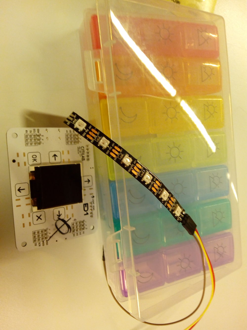 Nuevo proyecto: Pastillero LED